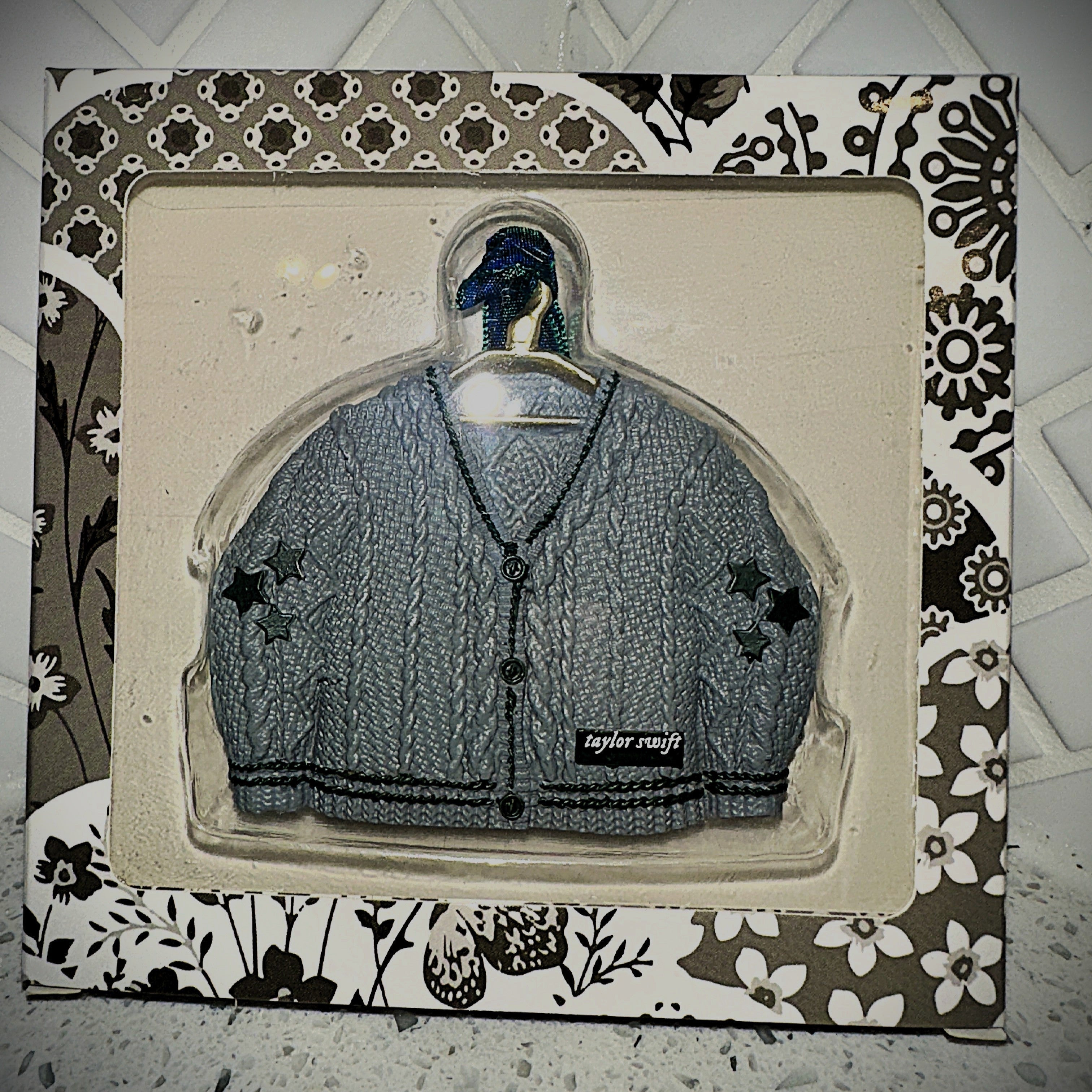 Seasonal Holliday Collection Taylor Swift Ornament Folklore Cardigan 