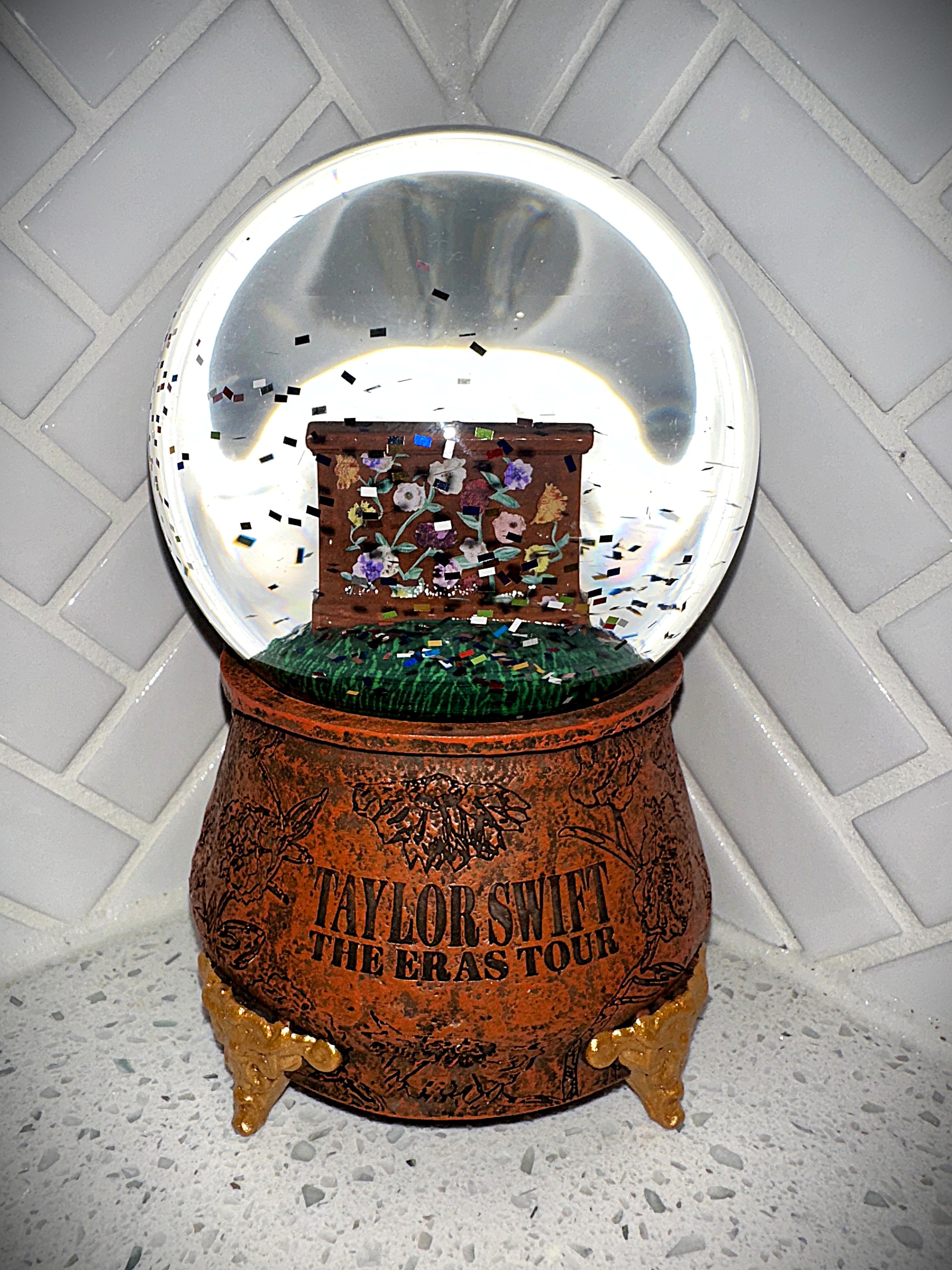 Taylor Swift ~ Eras Tour ~ Snow Globe ~ Acoustic Piano 