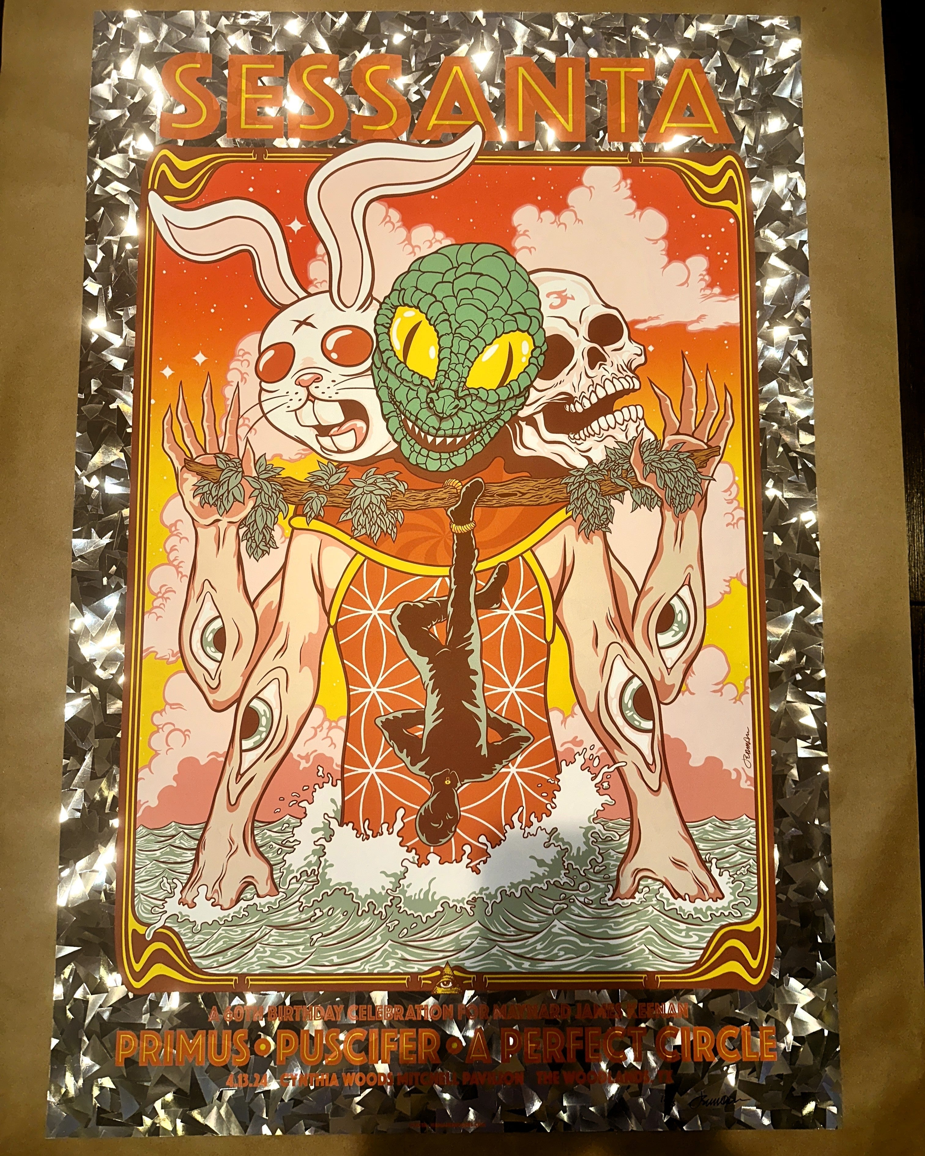 APC Primus Puscifer Sessanta 2024 The Woodlands Foil Poster Jermaine Rogers – Limited Collectibles