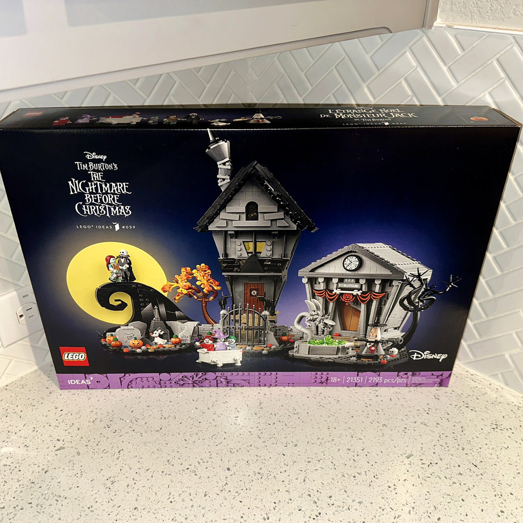Disney Tim Burton's The Nightmare Before Christmas LEGO Ideas Set 21351 Front