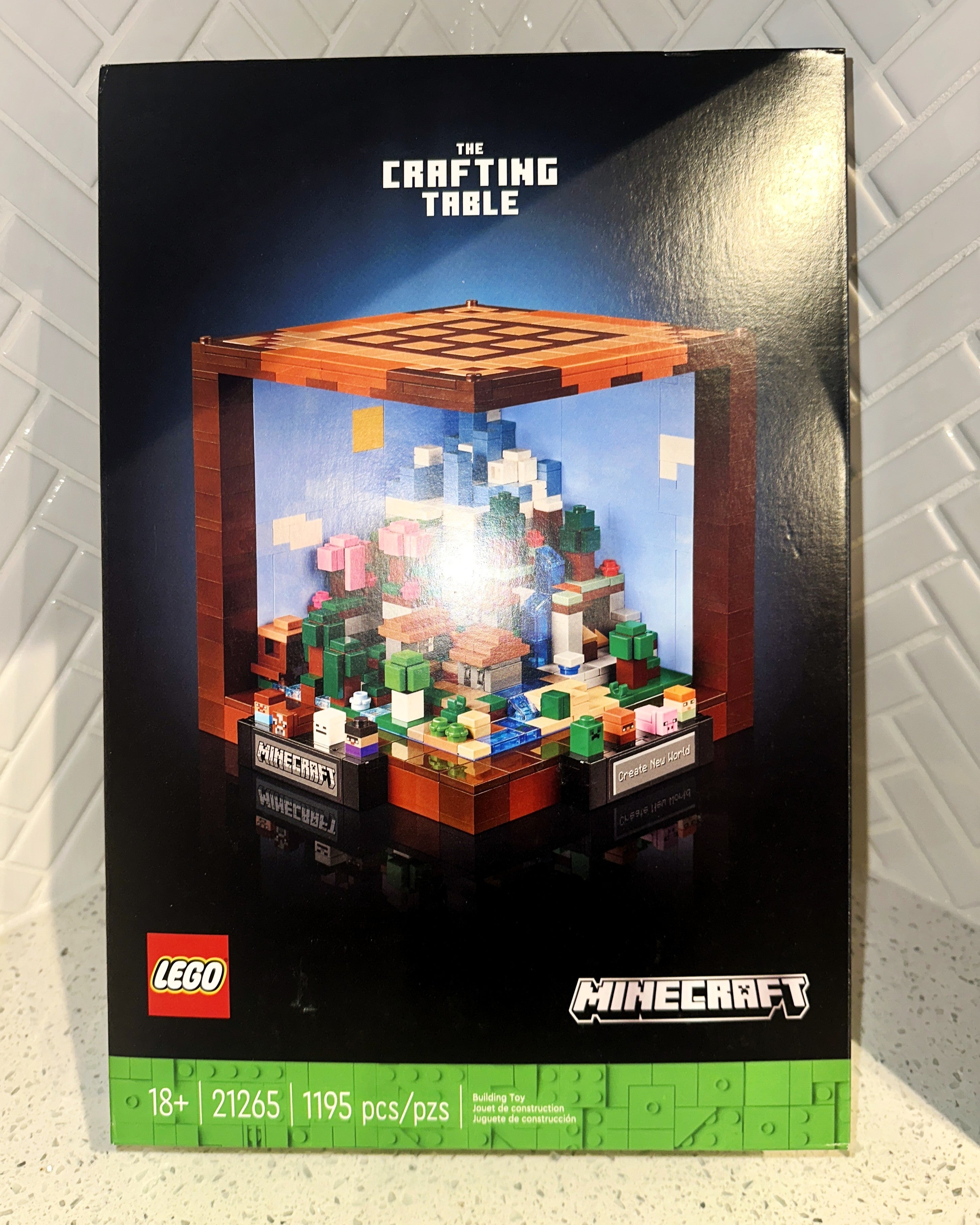 LEGO - Minecraft The Crafting Table 21265 – Limited Collectibles