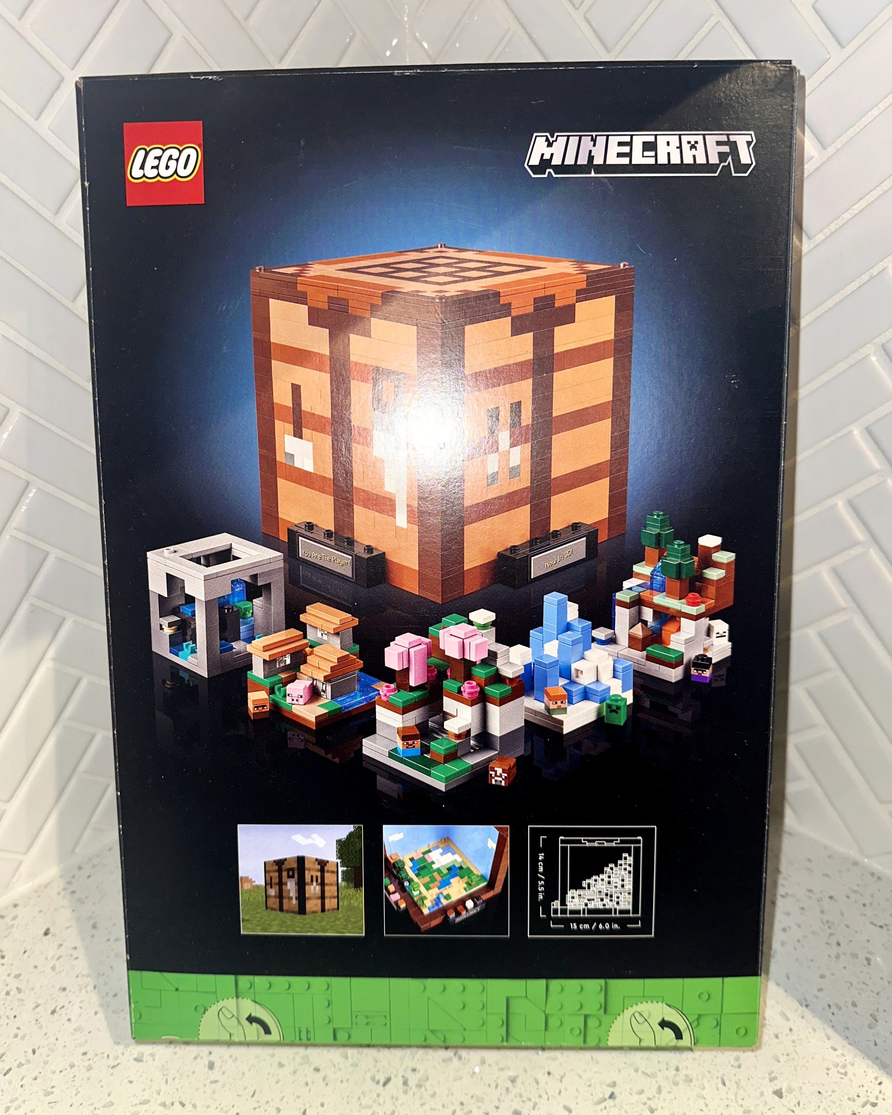 LEGO - Minecraft The Crafting Table 21265 Rear – Limited Collectibles