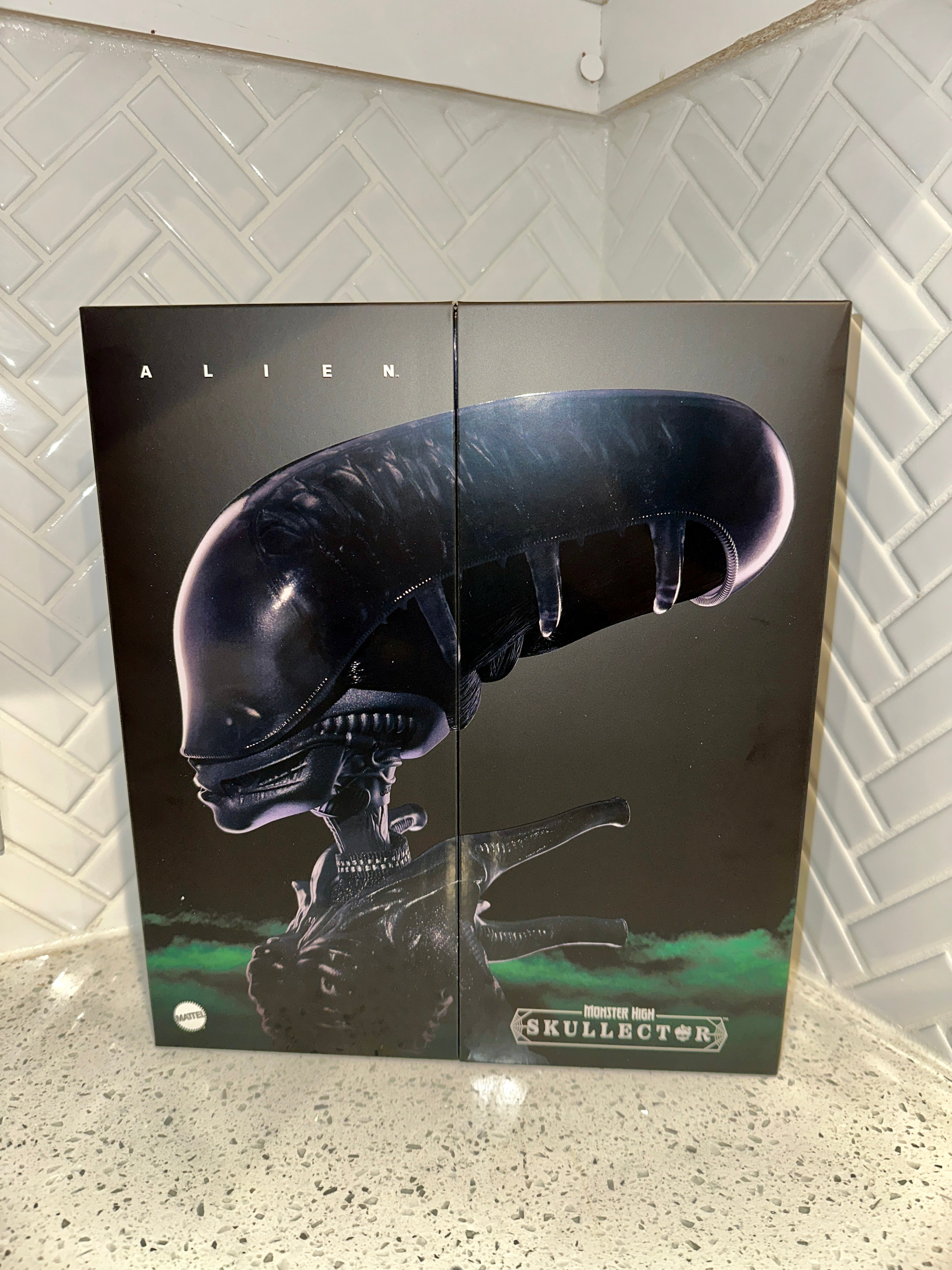 Monster High Skullector Alien Xenomorph Facehugger Fashion Doll – Limited Collectibles