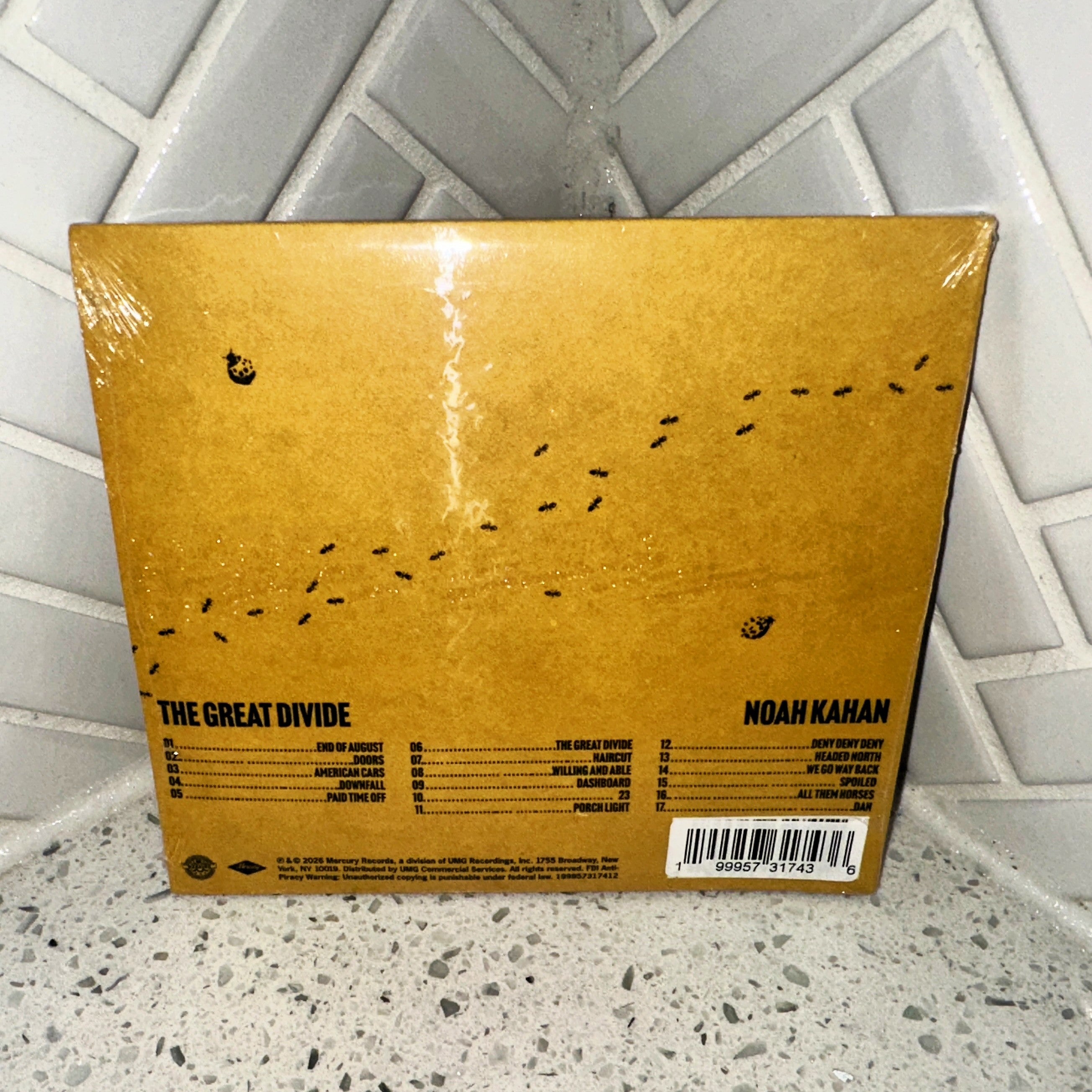 Noah Kahan The Great Divide Exclusive Limited Edition Signed Autographed CD Rear UPC Barcode – Limited Collectibles