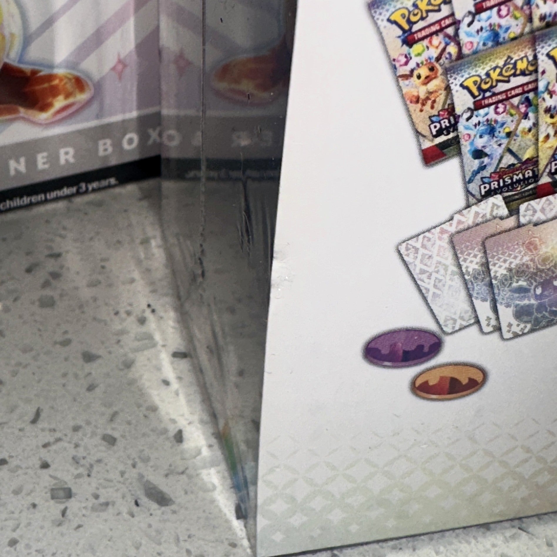 Pokémon TCG Scarlet Violet Prismatic Evolutions Elite Trainer Box Scratch n Dent – Limited Collectibles