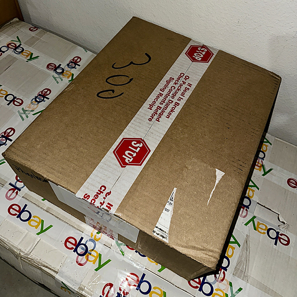 Pokémon TCG: Mega Evolution ~ Phantasmal Flames ~ ETB (Sealed Retail Case)