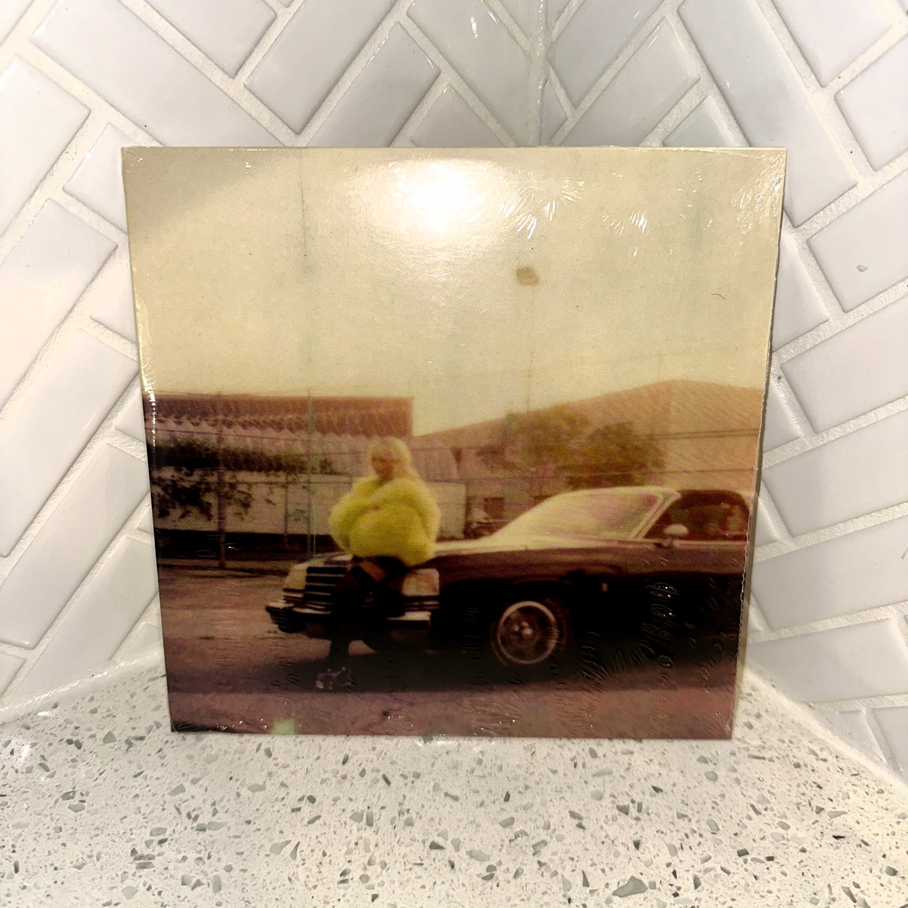 Sabrina Carpenter - Please Please Please Single 7" Glow In The Dark Vinyl Record – Limited Collectibles