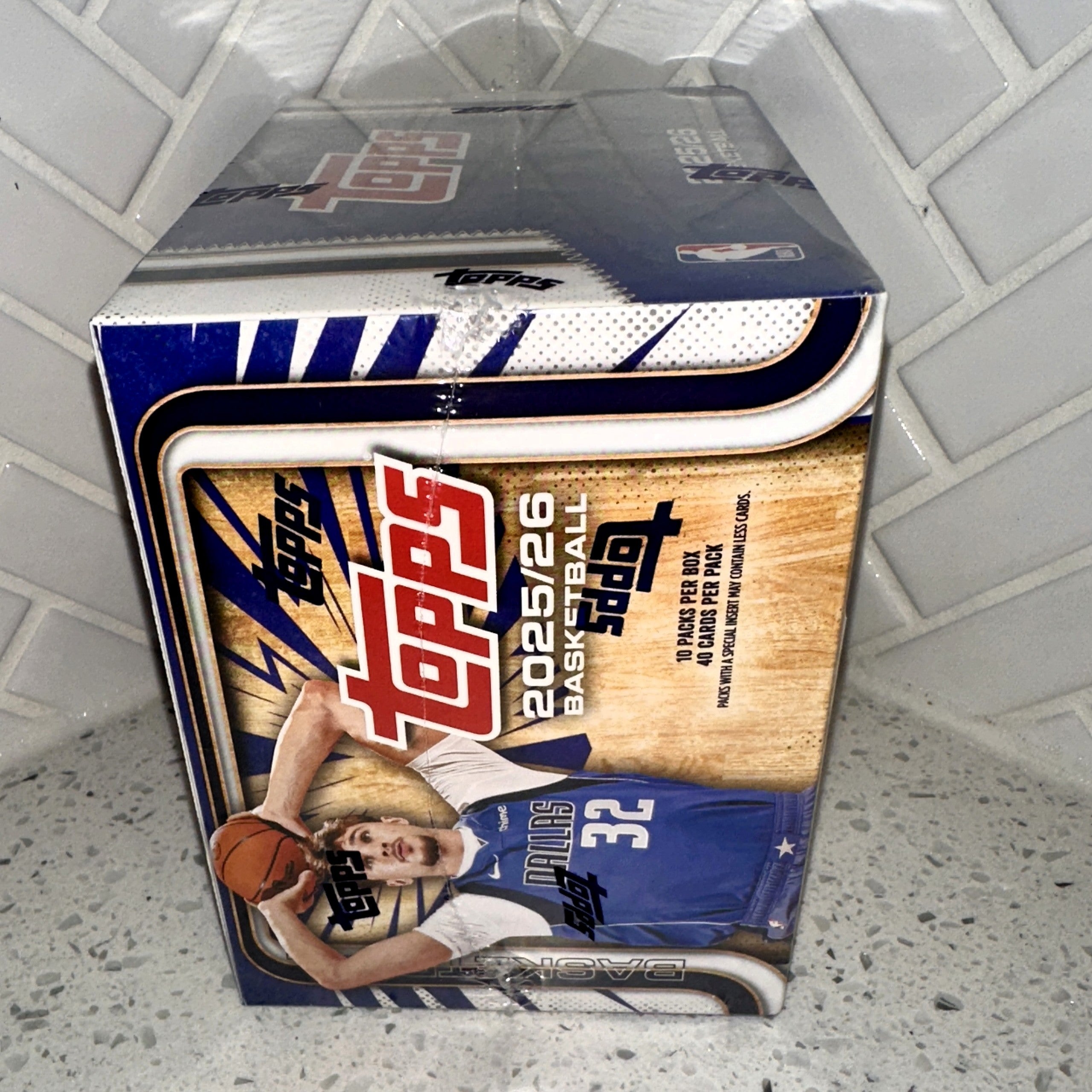 2025-2026 Topps Basketball ~ Hobby Jumbo Box – Limited Collectibles